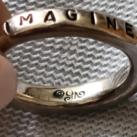 Kenneth Cole ring in sterling silver, size 5.5. - Picture 5 of 5